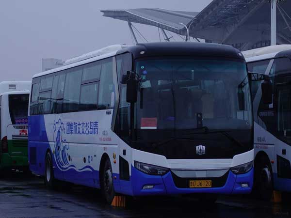 深圳旅游包車