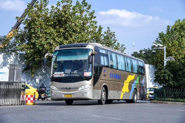 深圳團建包車怎么選?（深圳大巴租賃公司）