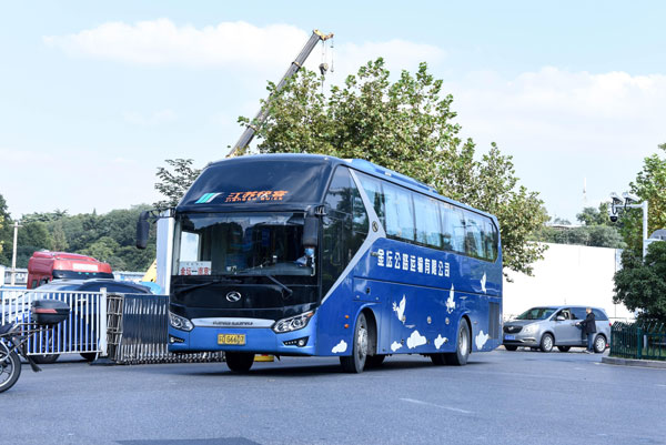 通勤班車租賃大量企業的通勤選擇（班車租賃好處）